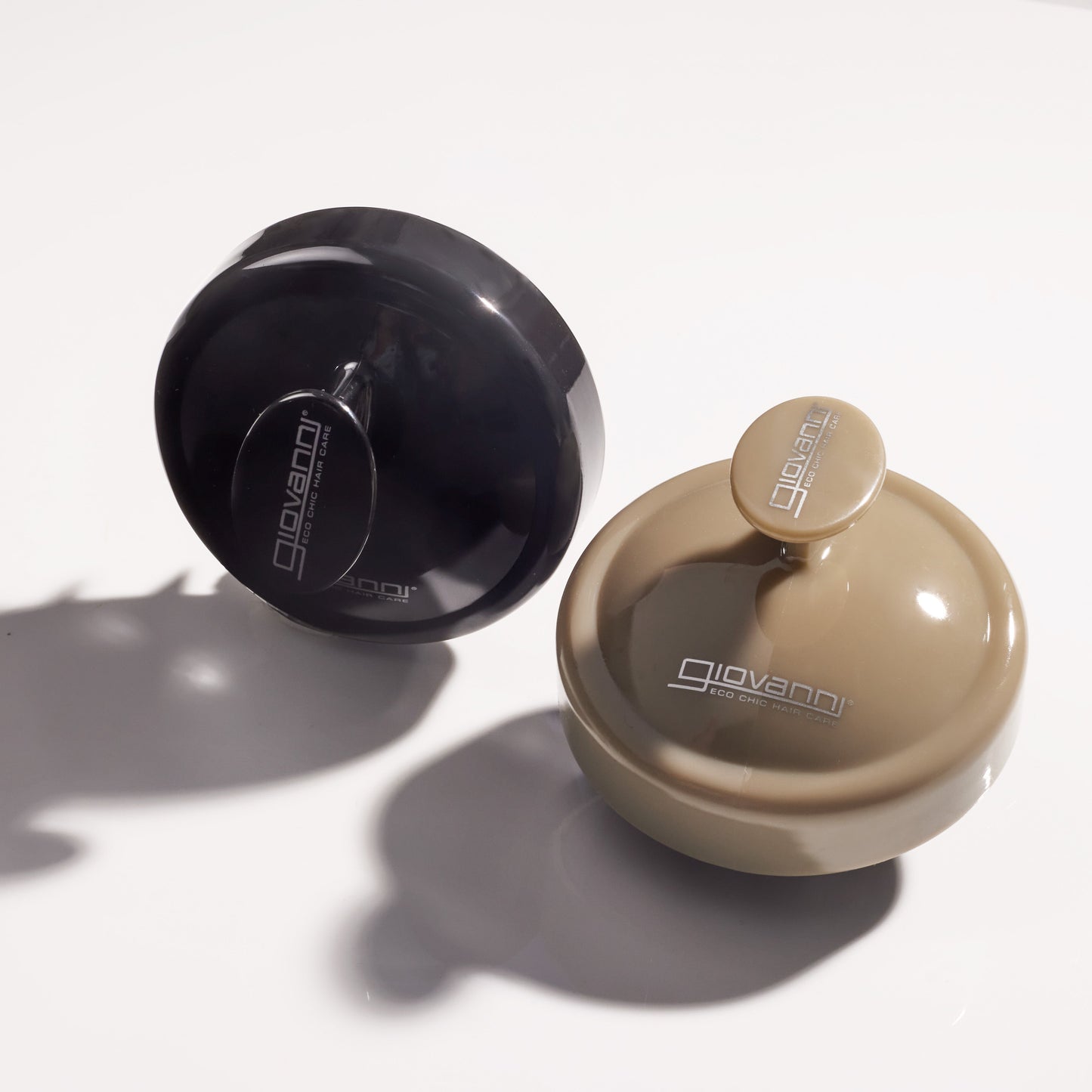 SCALP MASSAGER & SHAMPOO BRUSH (Tan Handle)