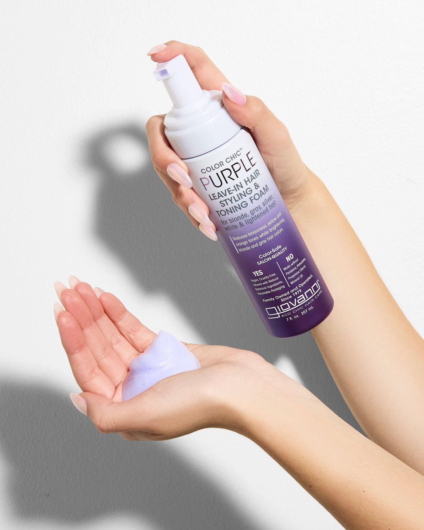 COLOR CHIC™ PURPLE LEAVE-IN HAIR STYLING & TONING FOAM