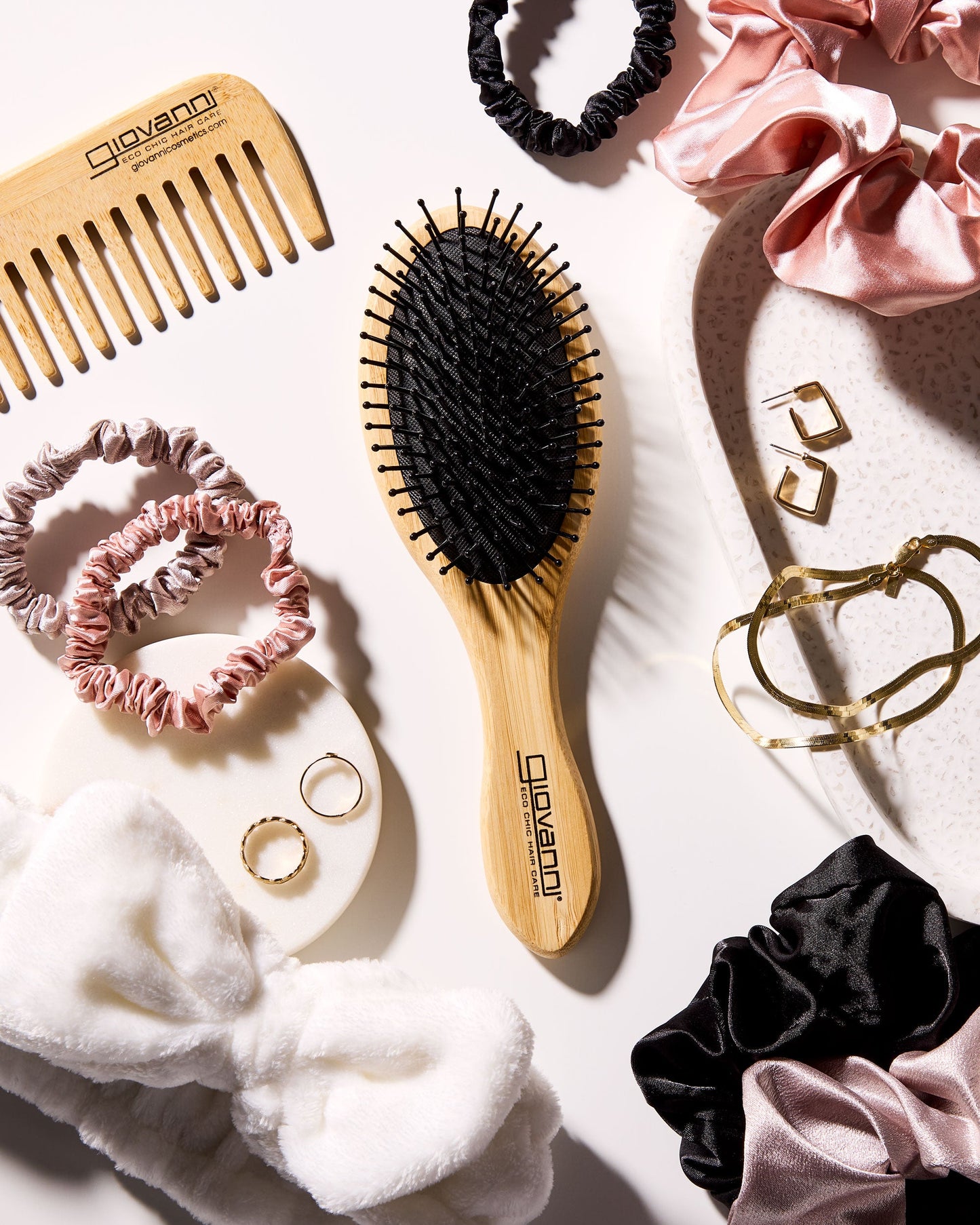 BAMBOO OVAL HAIRBRUSH