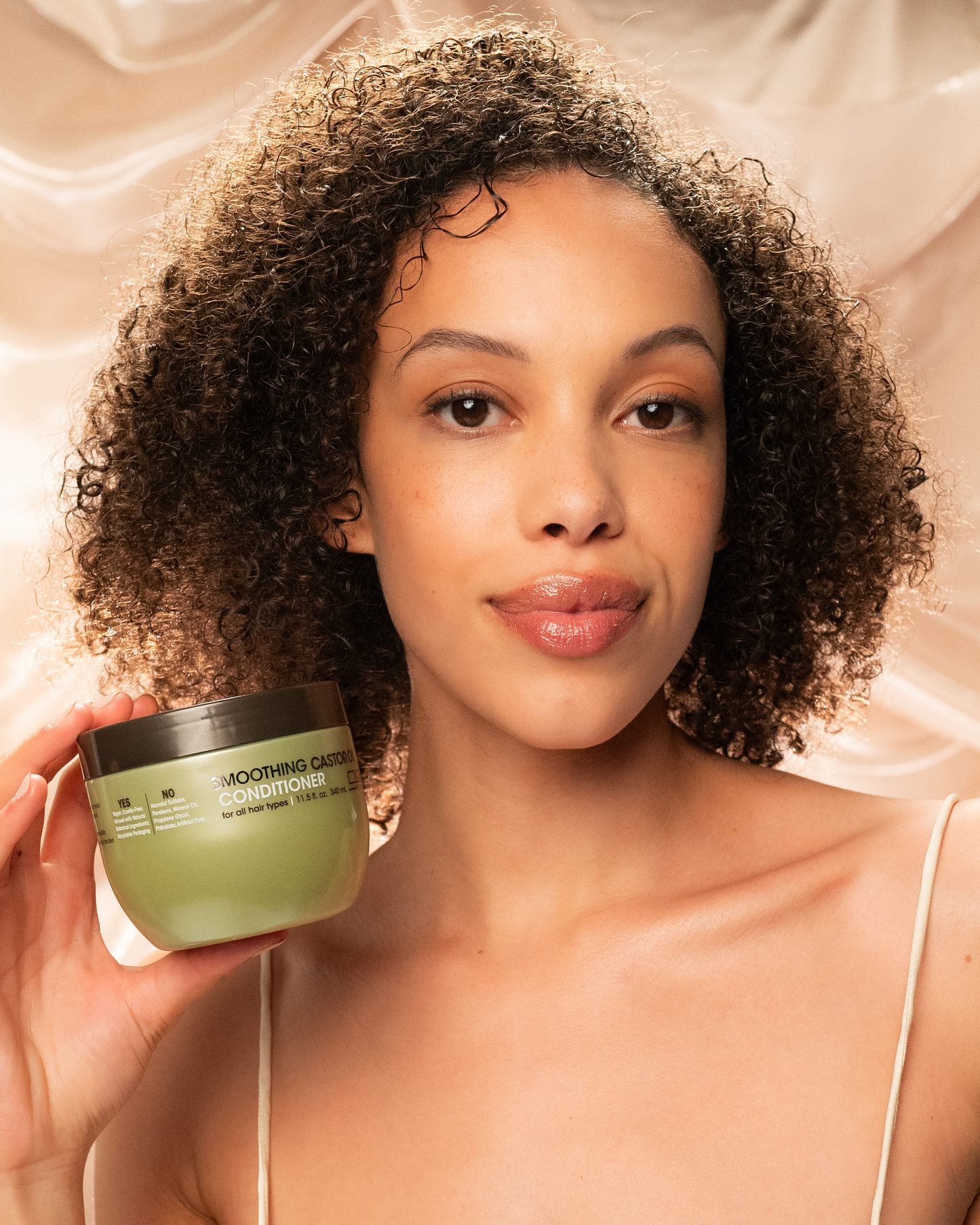 SMOOTHING CASTOR OIL LEAVE-IN CONDITIONER